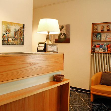 Hotel Moon Düsseldorf Kültér fotó
